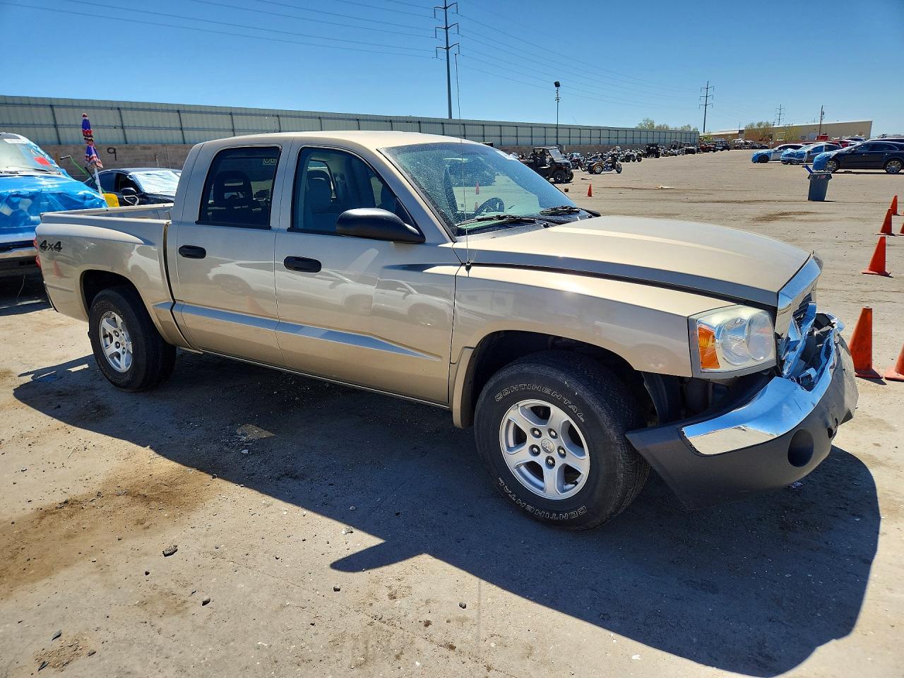 DODGE DAKOTA 2005 — 5