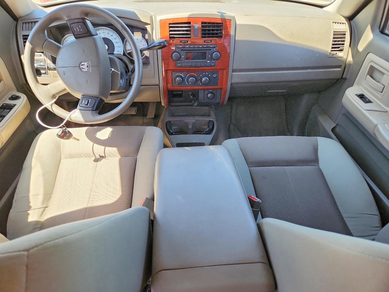 DODGE DAKOTA 2005 — 9