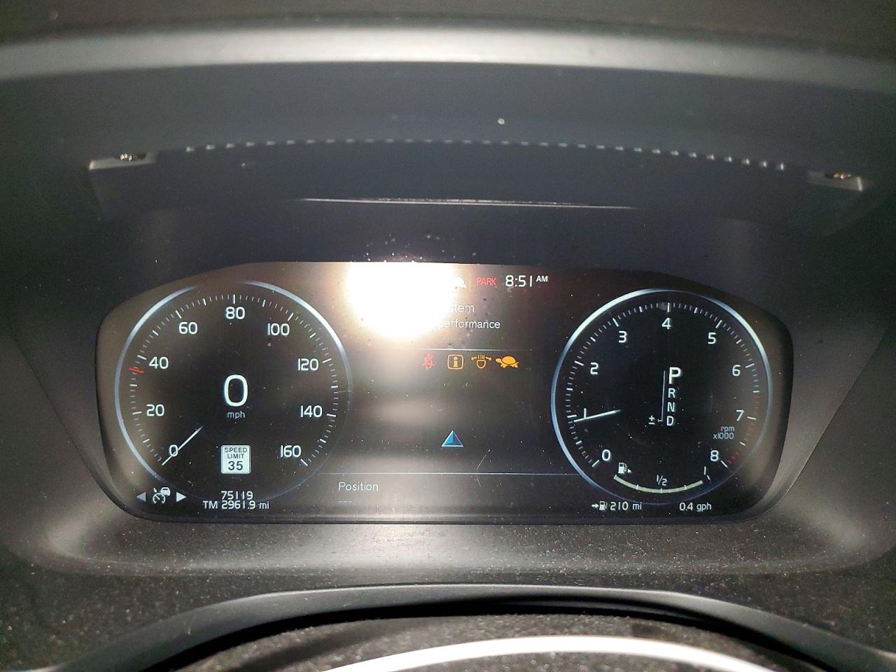 VOLVO S60 2019 — 10