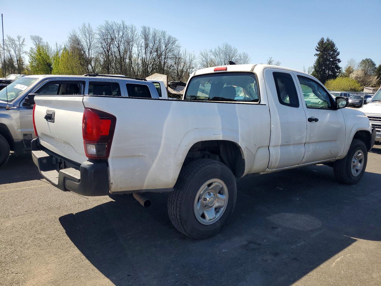 TOYOTA TACOMA 2018 — 4