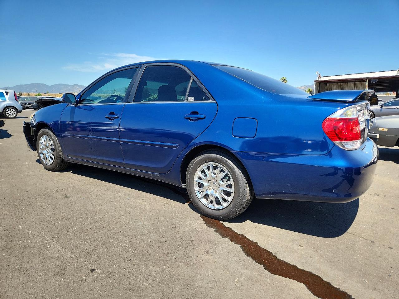 TOYOTA CAMRY 2006 — 3