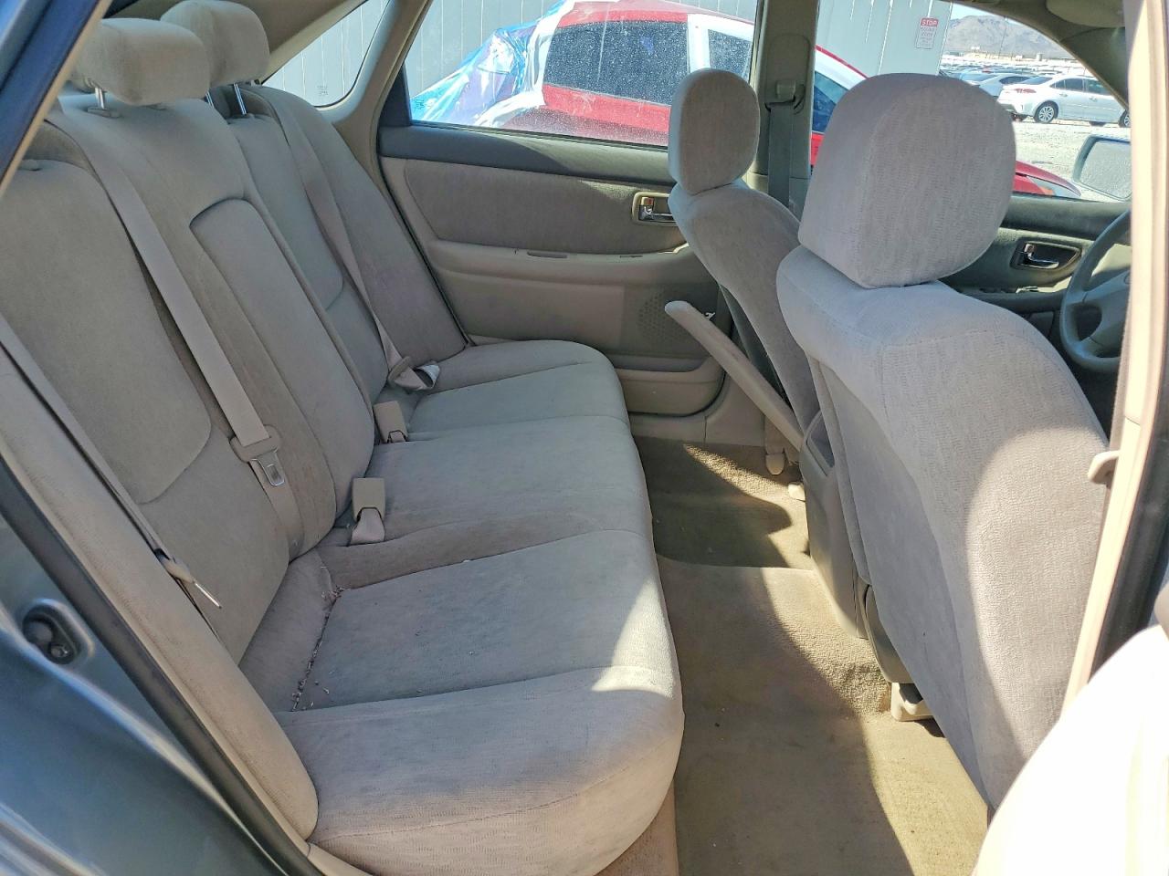 TOYOTA AVALON 2000 — 12