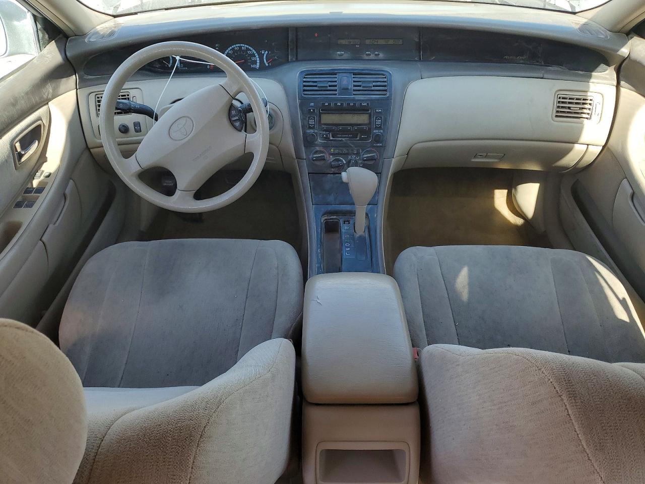 TOYOTA AVALON 2000 — 9
