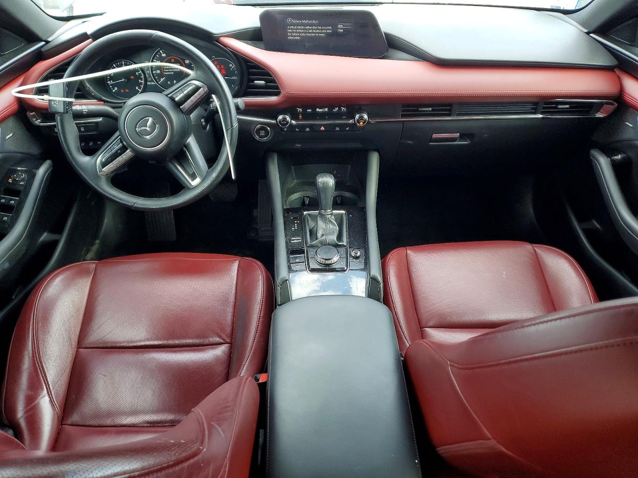 MAZDA 3 2021 — 9