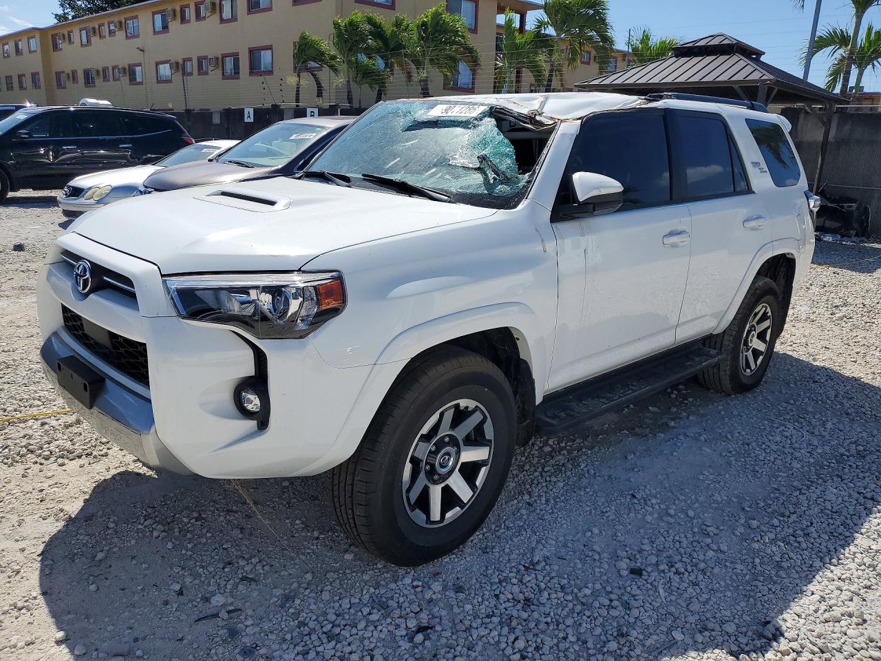 TOYOTA 4RUNNER 2024 — 2
