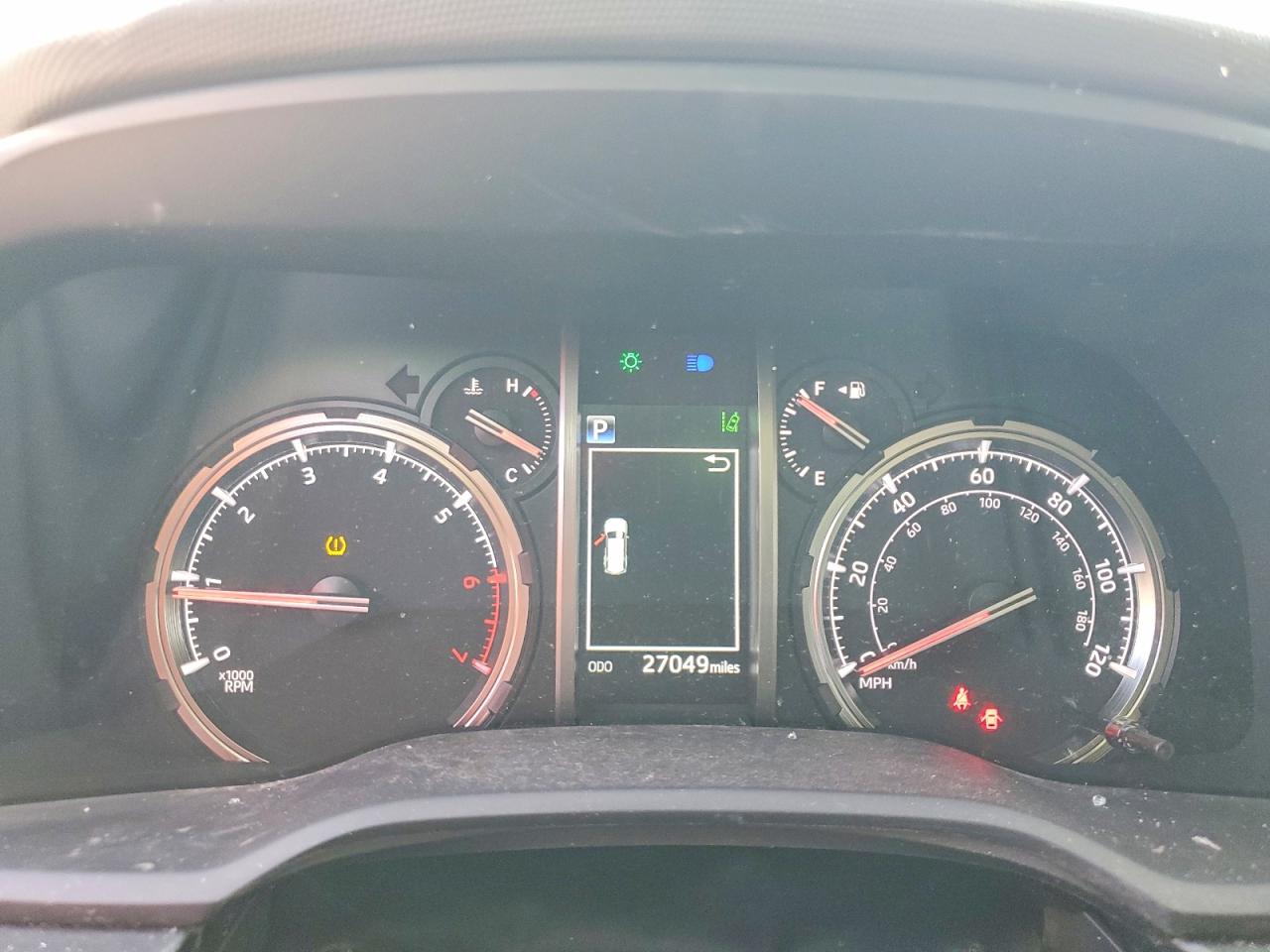 TOYOTA 4RUNNER 2024 — 10