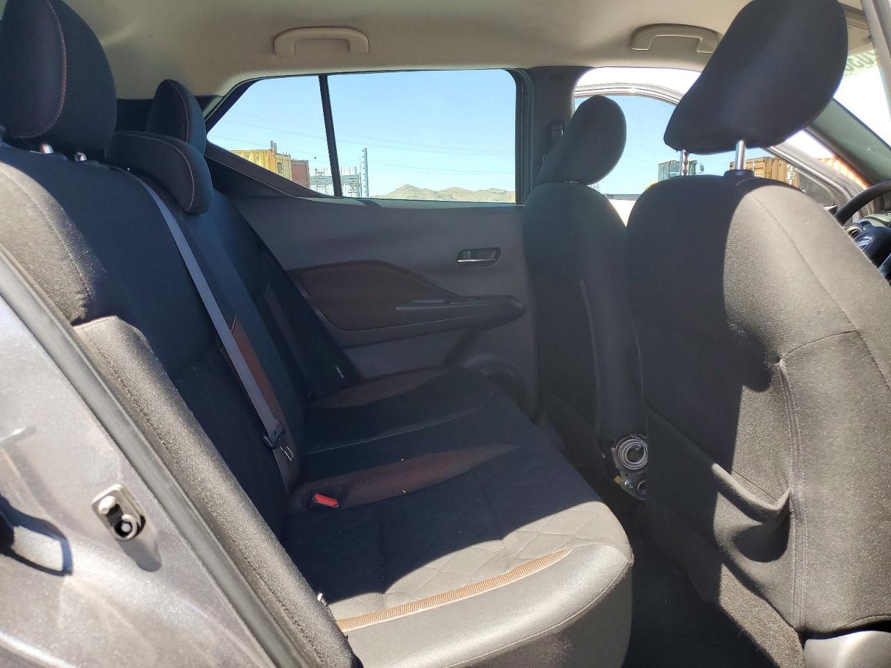 NISSAN KICKS 2020 — 11
