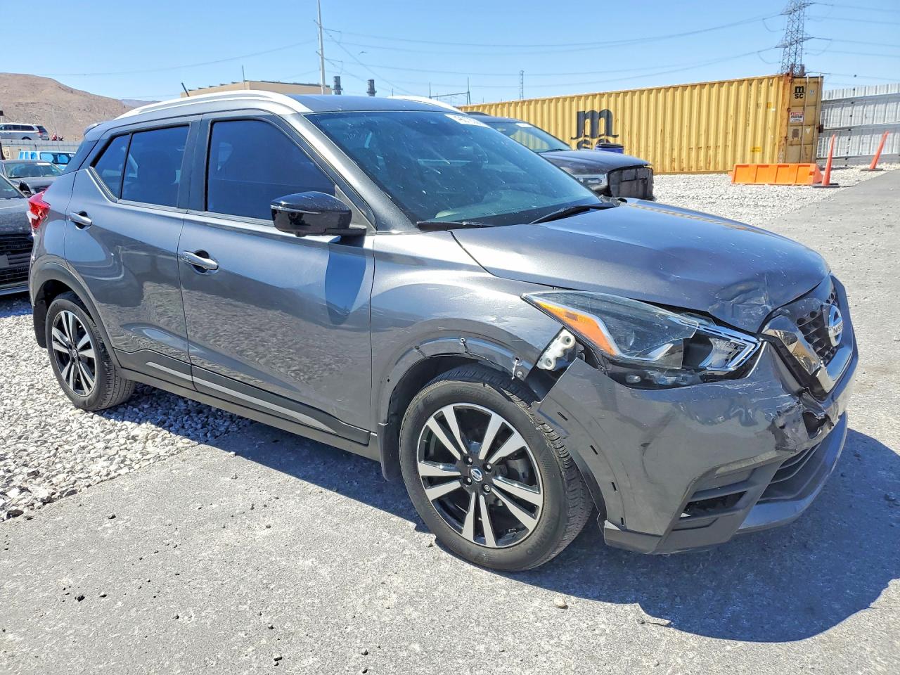 NISSAN KICKS 2020 — 5
