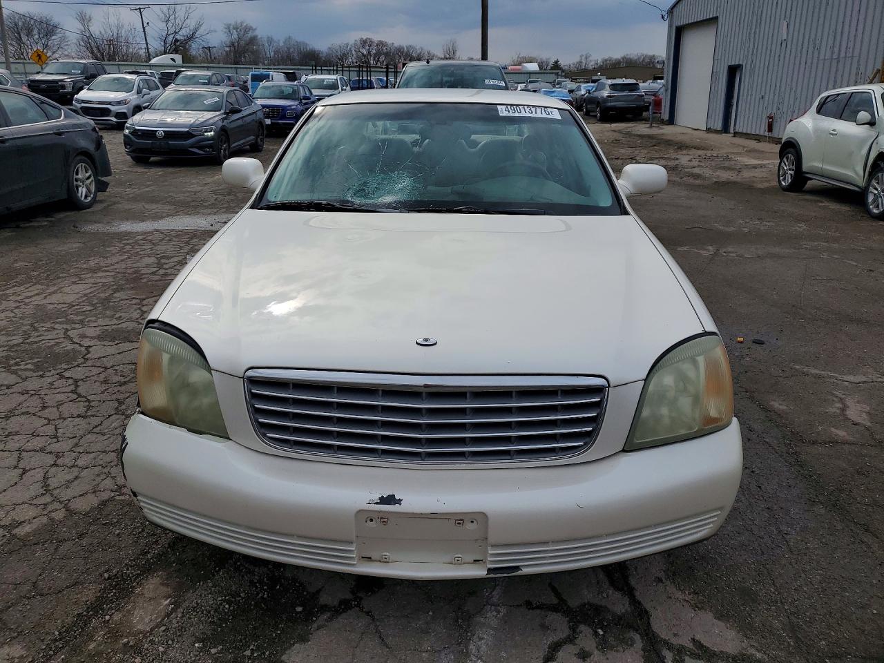 CADILLAC DEVILLE 2002 — 6