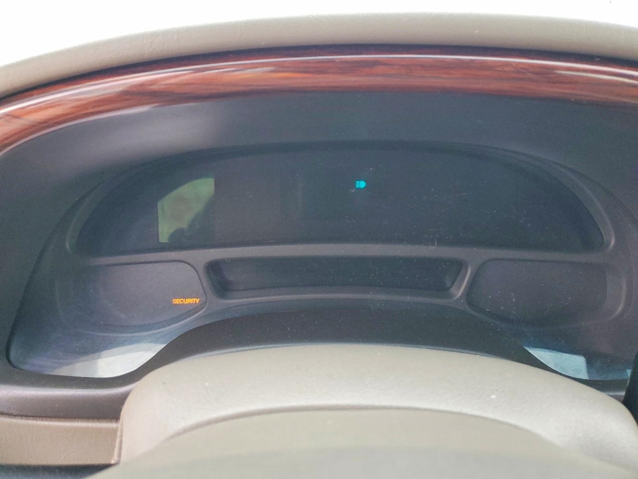 CADILLAC DEVILLE 2002 — 10