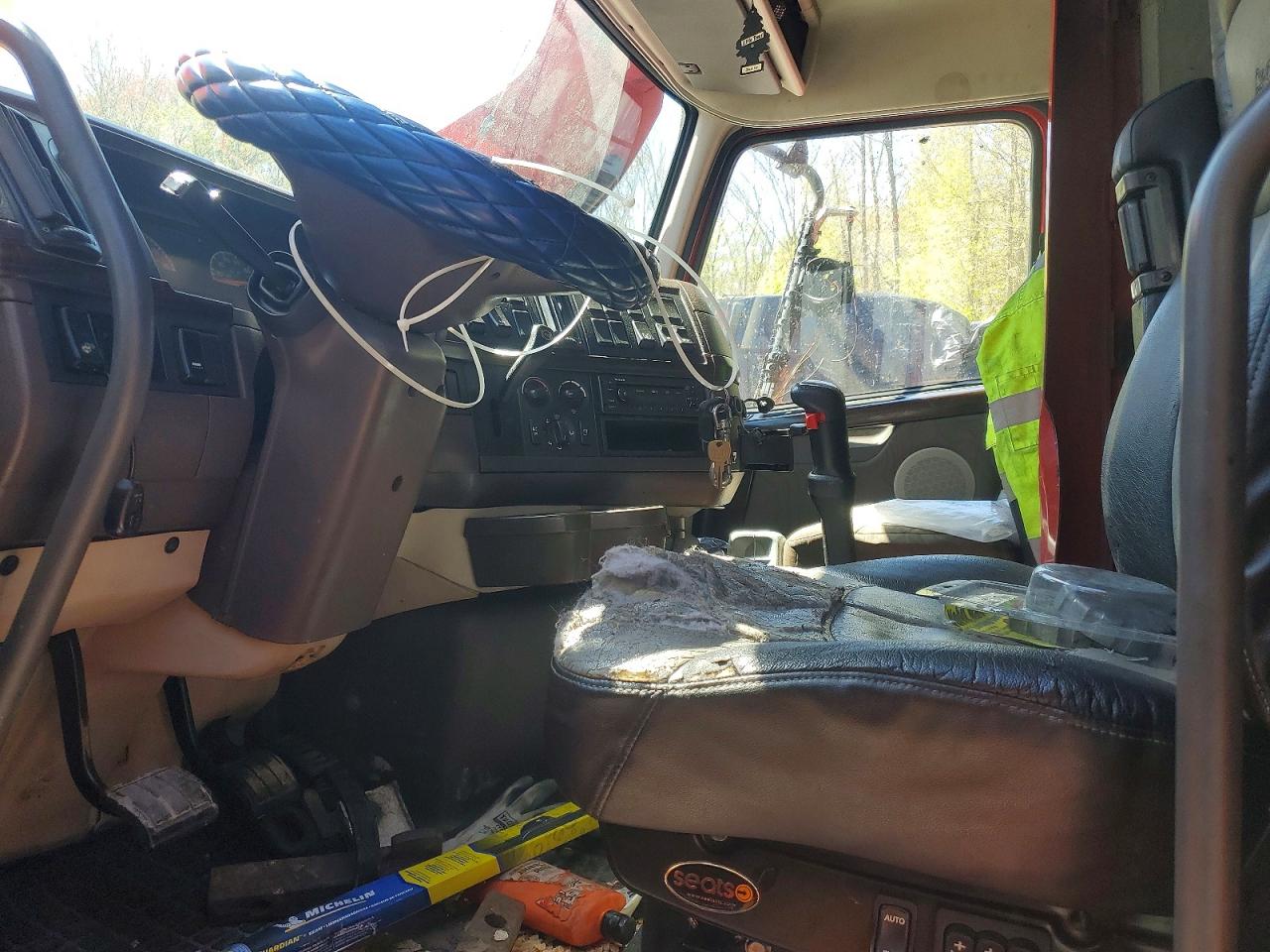 VOLVO VNL 2012 — 6