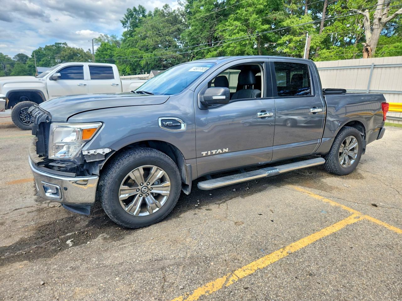NISSAN TITAN 2017 — 2
