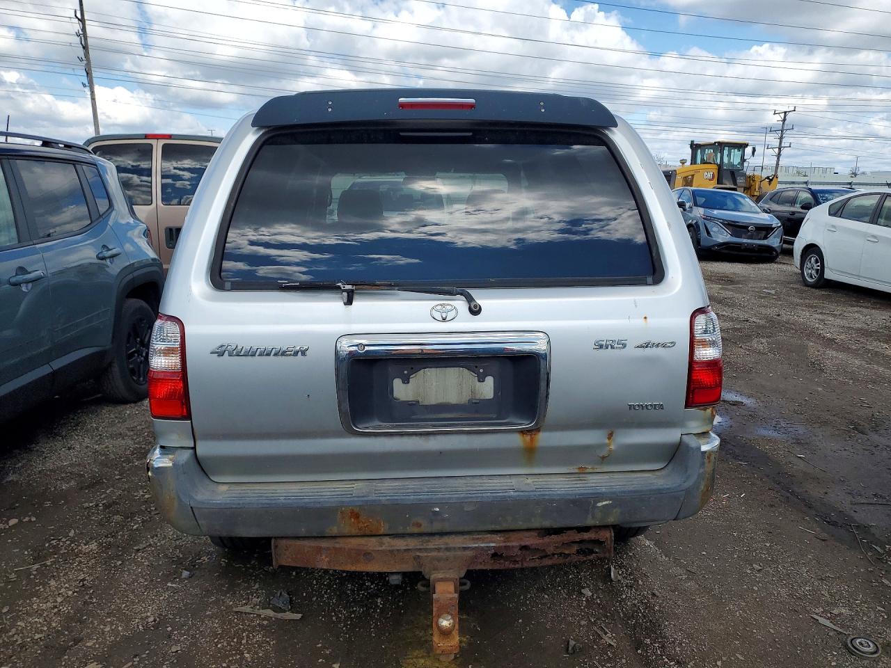 TOYOTA 4RUNNER 2001 — 7