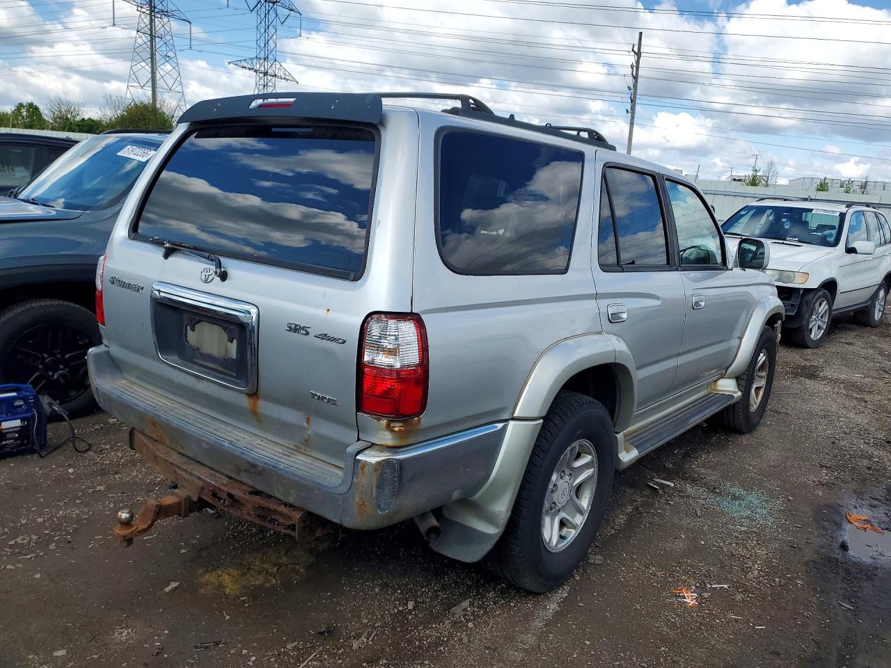 TOYOTA 4RUNNER 2001 — 4