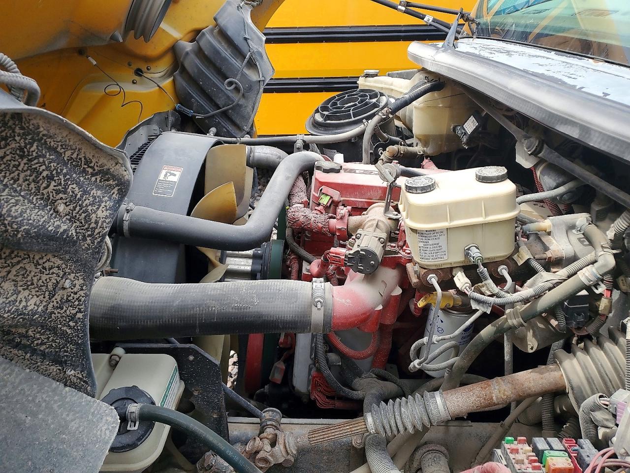 FREIGHTLINER CHASSIS 2010 — 8