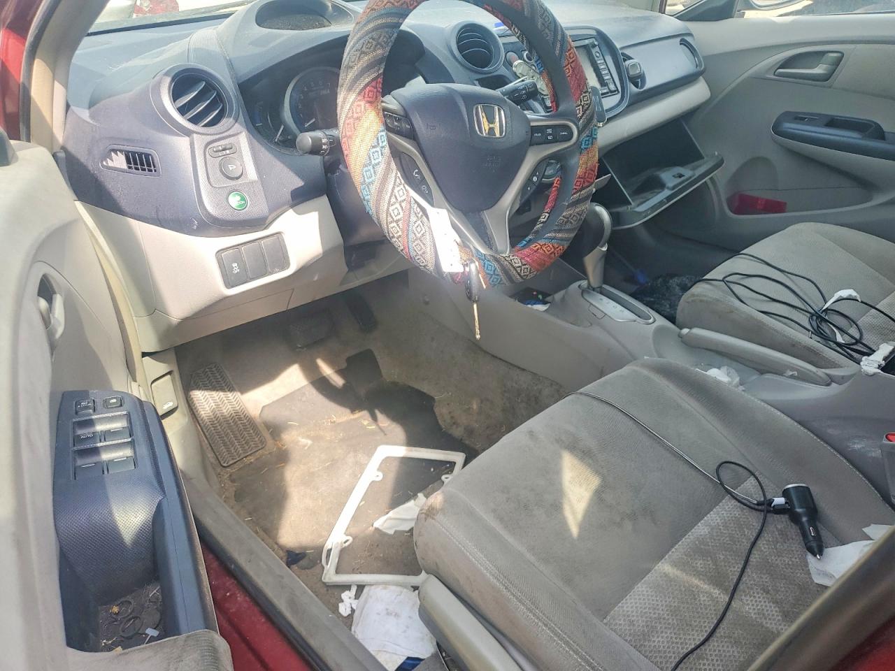 HONDA INSIGHT 2010 — 9