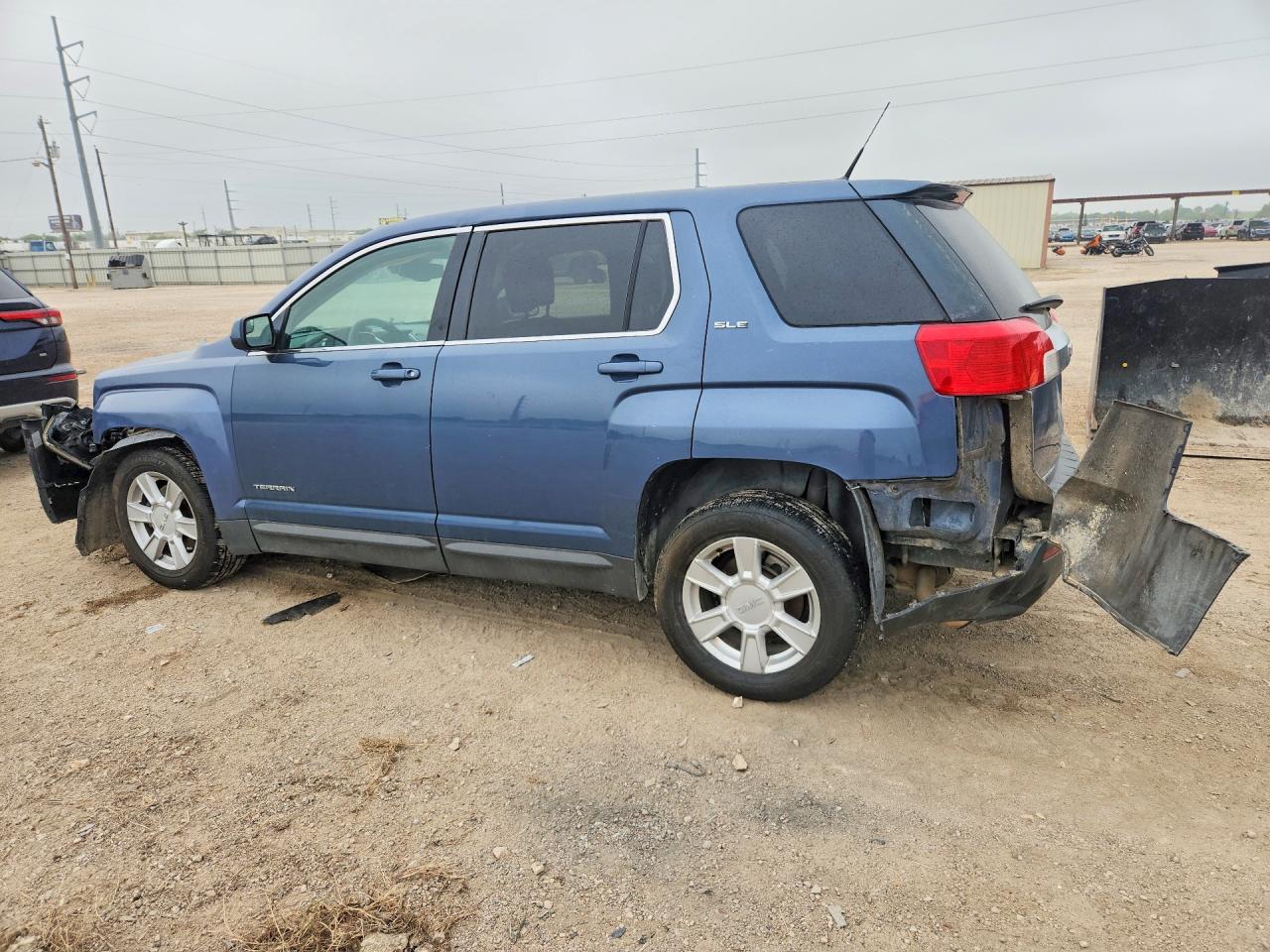 GMC TERRAIN 2012 — 3