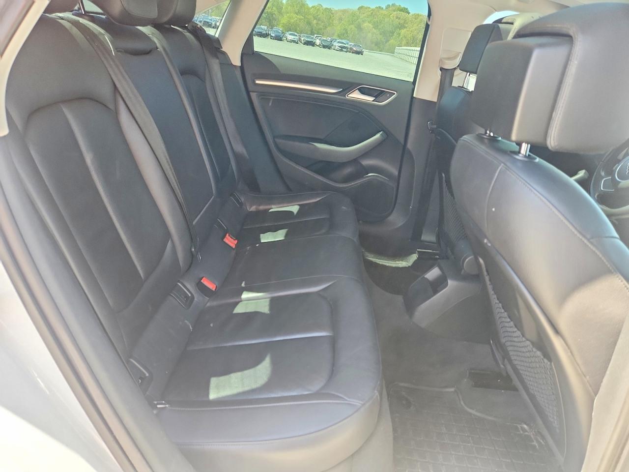 AUDI A3 2015 — 11