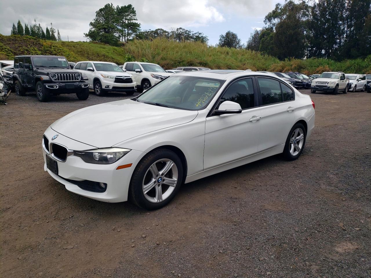 BMW 320 2015 — 2