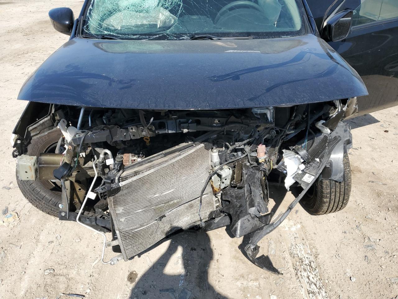 NISSAN VERSA 2018 — 12