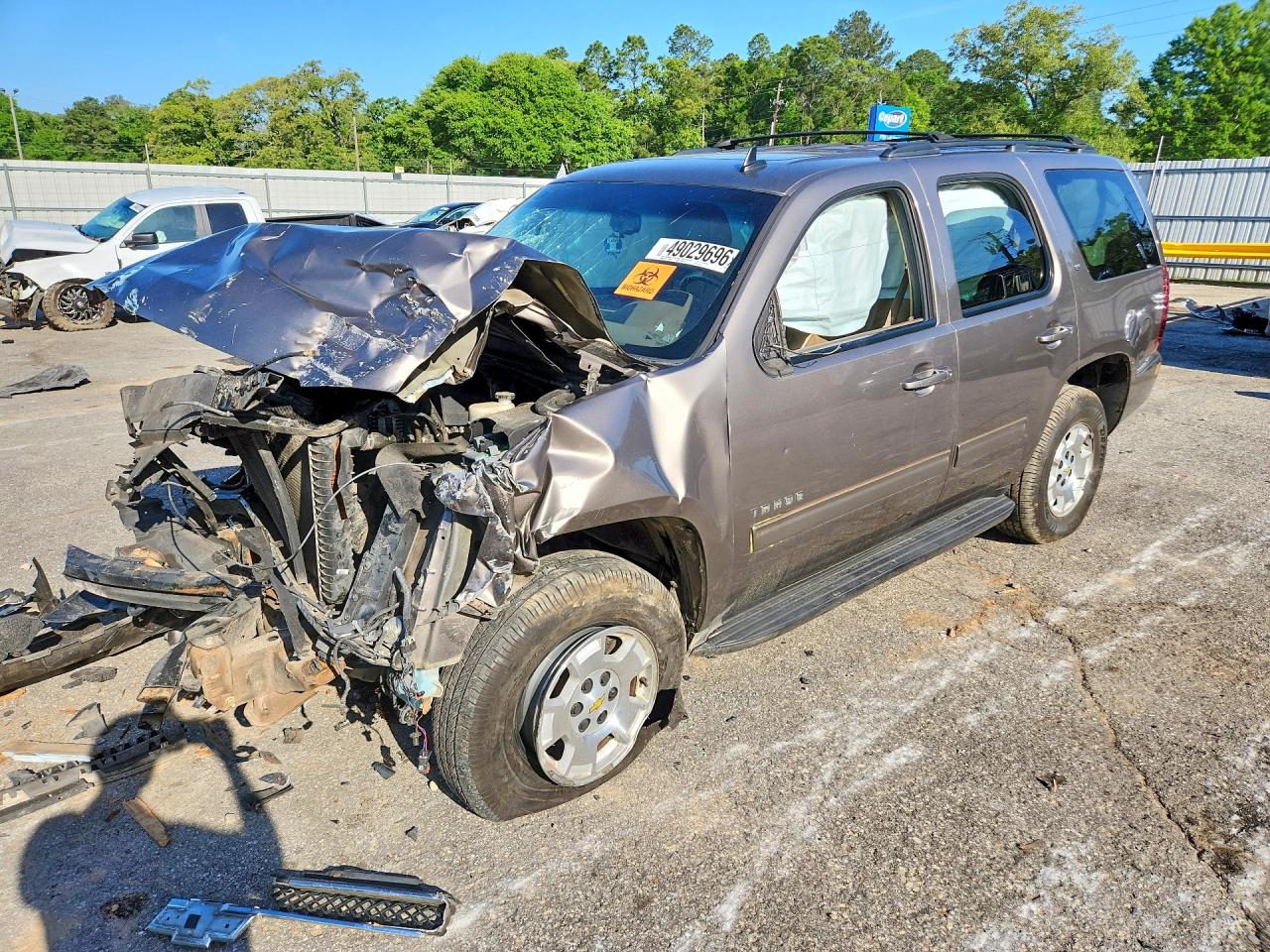 CHEVROLET TAHOE 2011 — 2