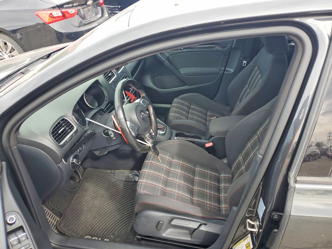 VOLKSWAGEN GTI 2013 — 8