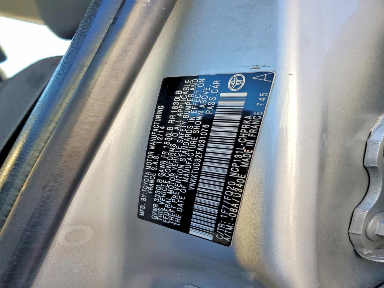 TOYOTA YARIS 2015 — 13