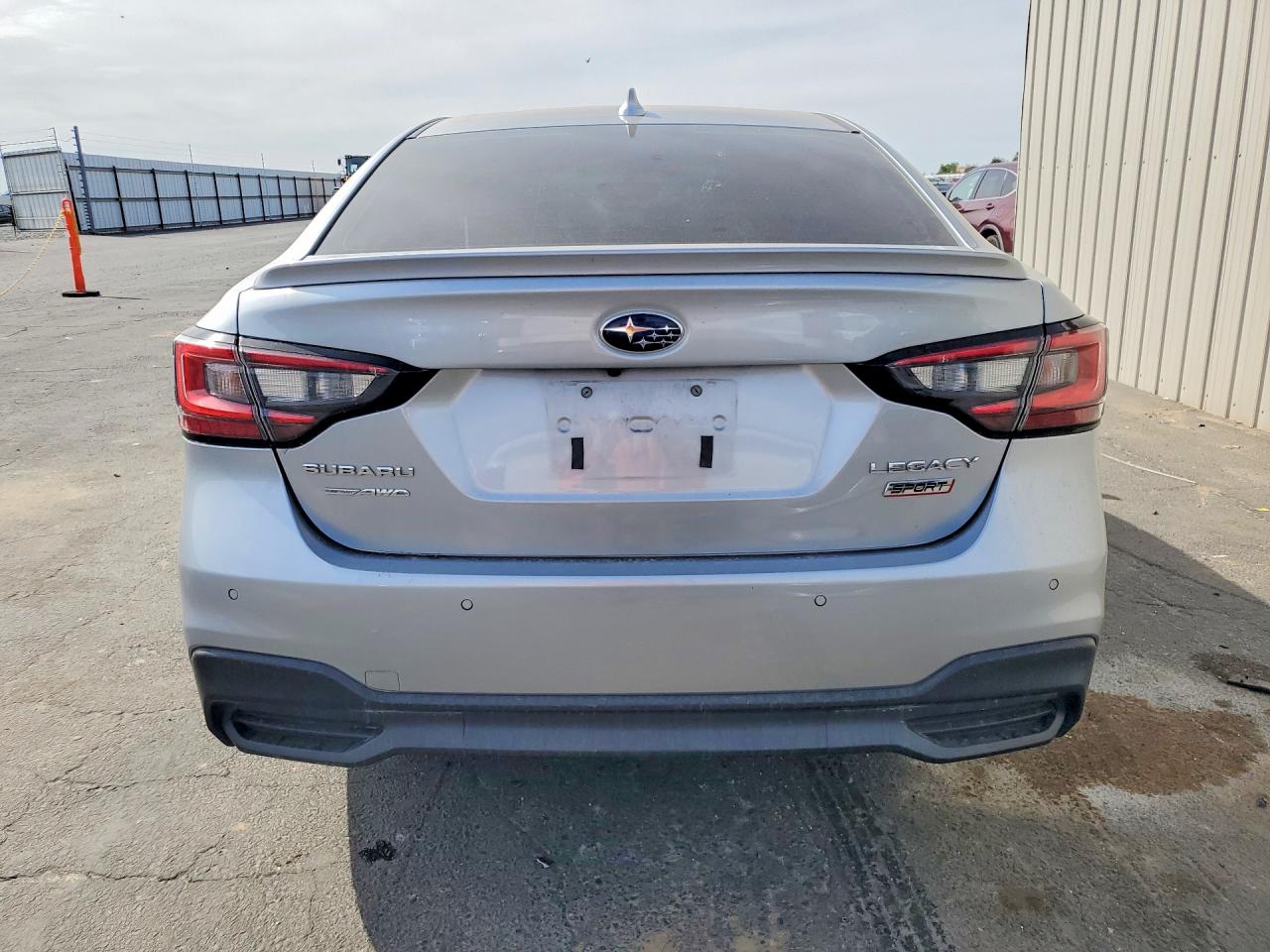 SUBARU LEGACY 2022 — 7
