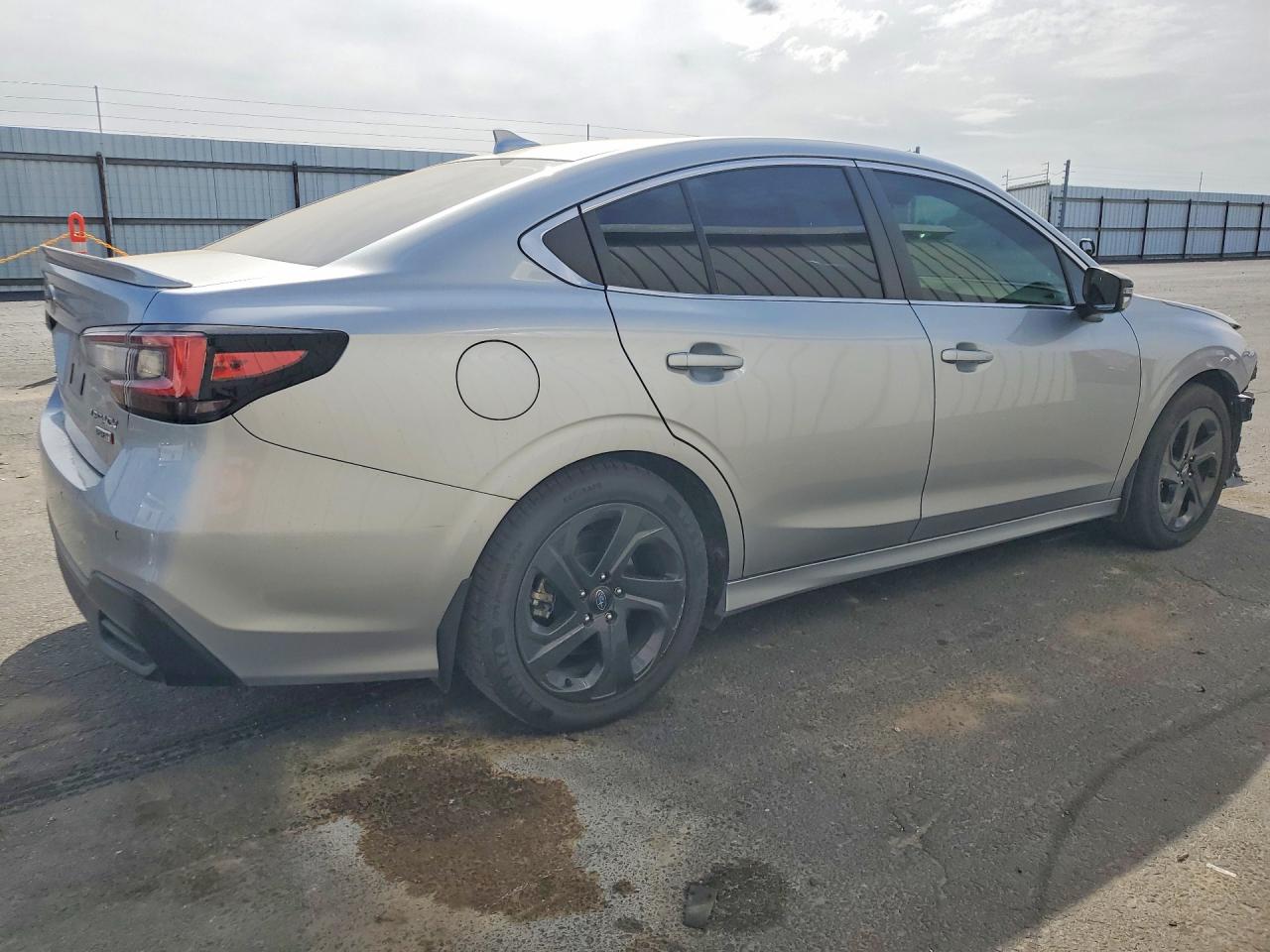 SUBARU LEGACY 2022 — 4