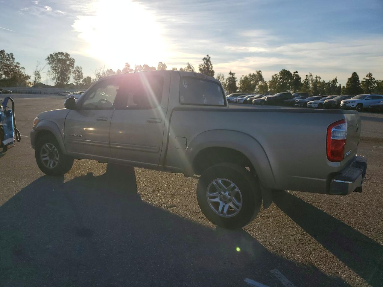 TOYOTA TUNDRA 2006 — 3