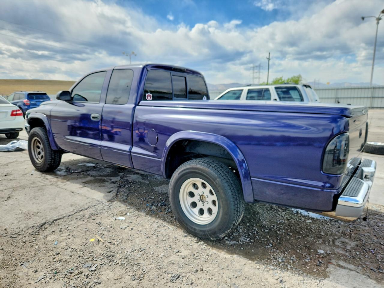 DODGE DAKOTA 1998 — 3