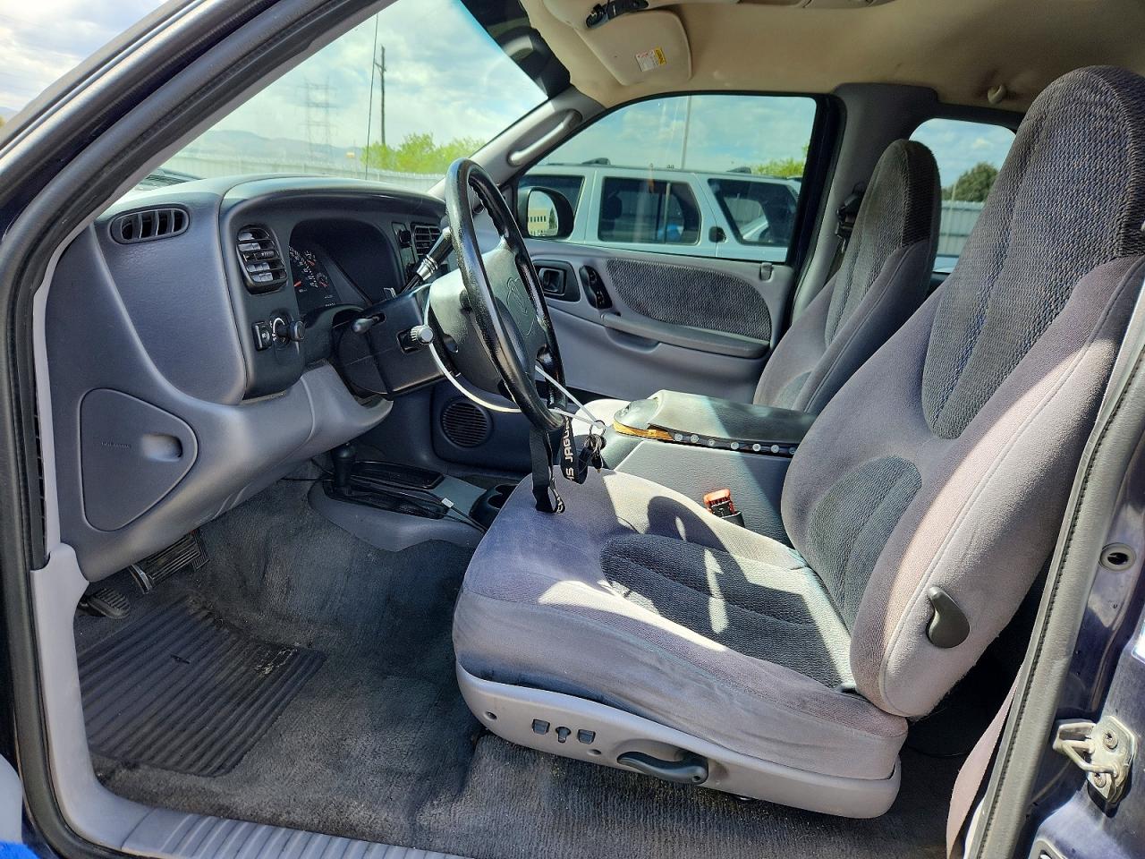DODGE DAKOTA 1998 — 8