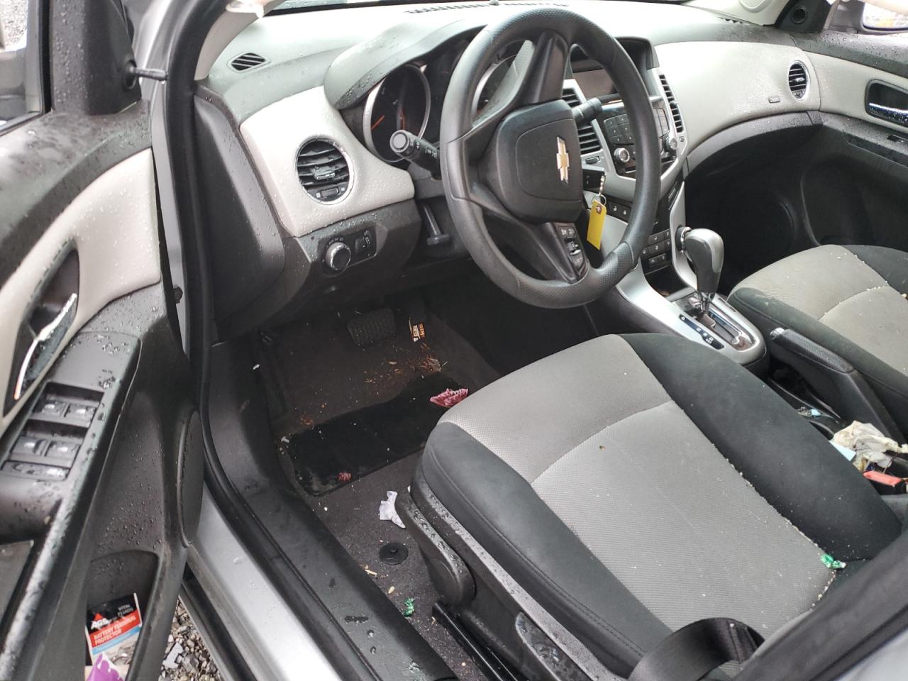 CHEVROLET CRUZE LS 2011 — 9