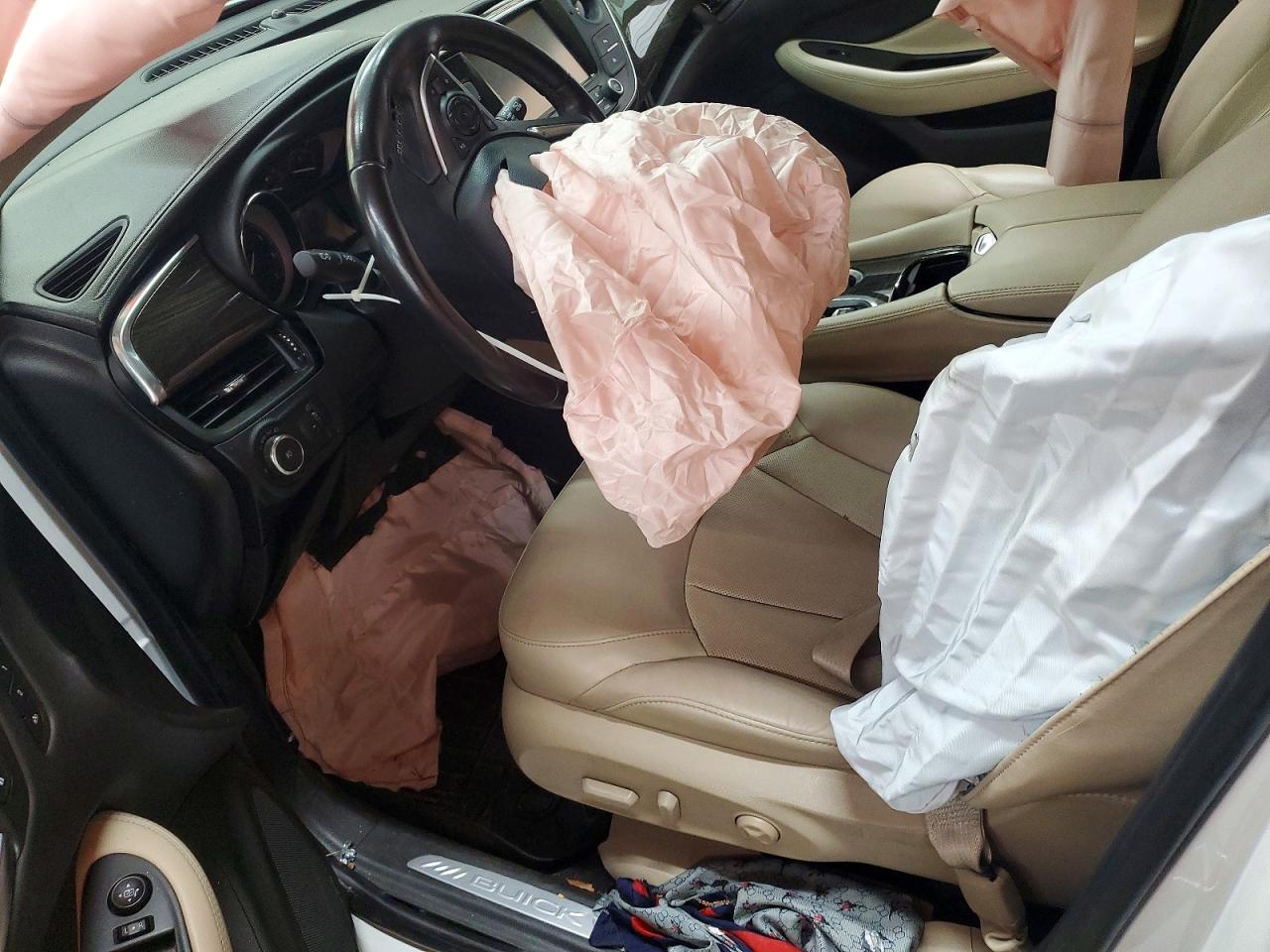 BUICK ENVISION 2019 — 8