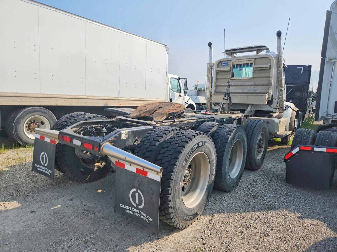 2026 PETERBILT 567