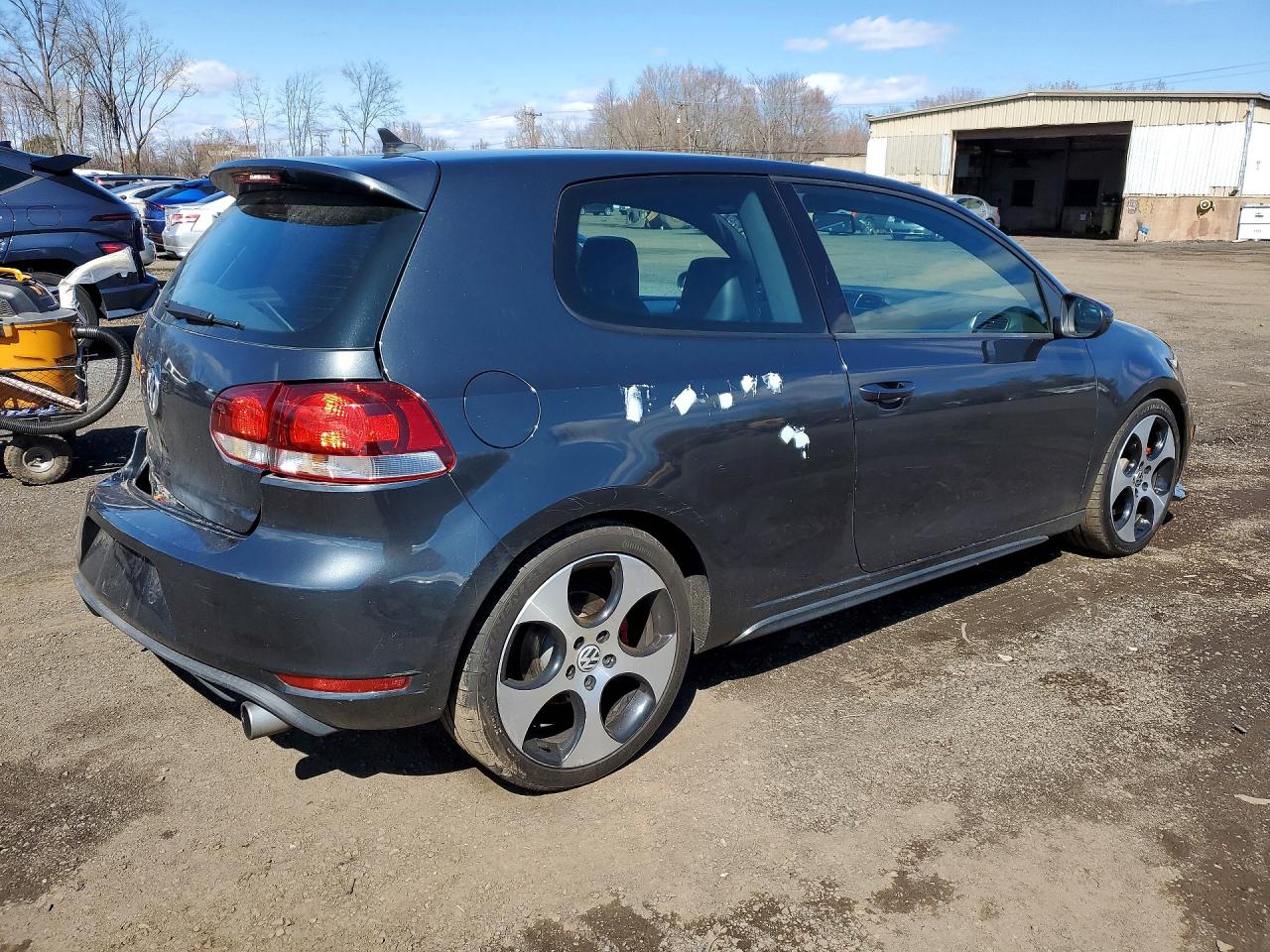 VOLKSWAGEN GTI 2012 — 4