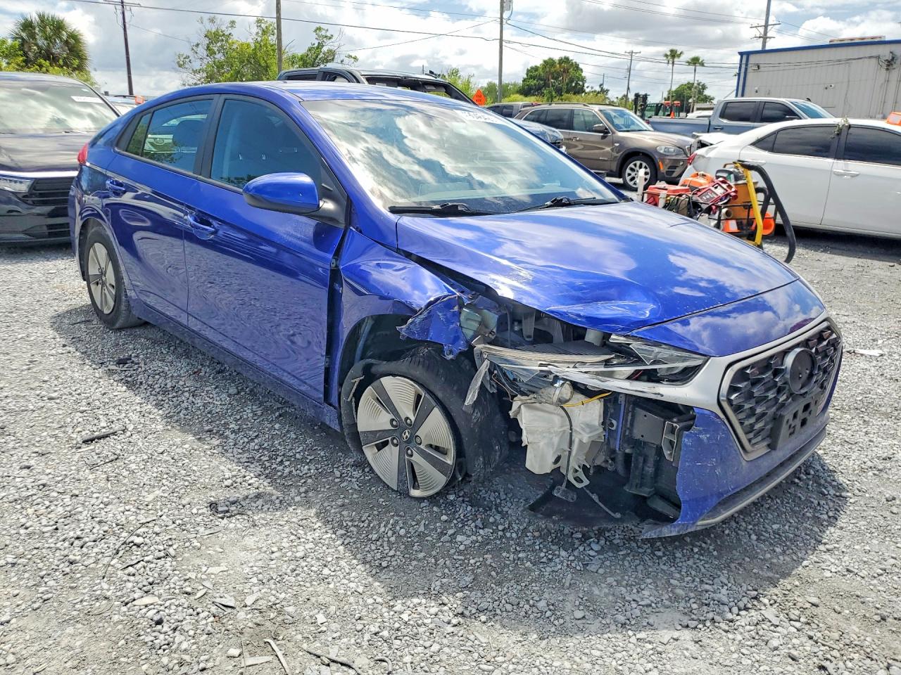 2020 HYUNDAI IONIQ HYBRID BLUE