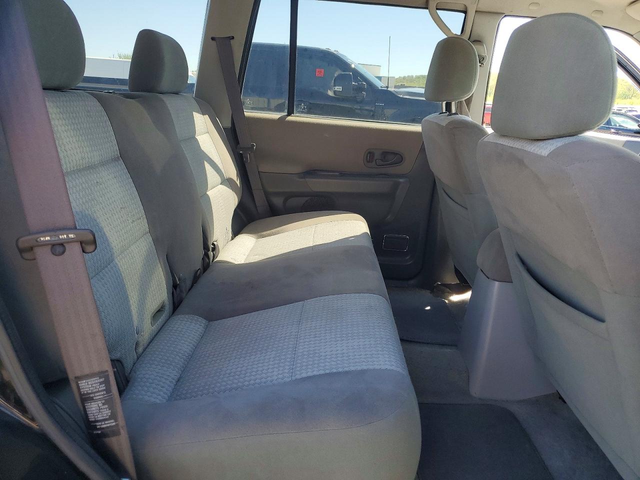 MITSUBISHI MONTERO 2002 — 12