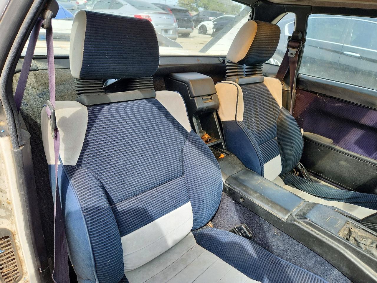 TOYOTA MR2 1986 — 11