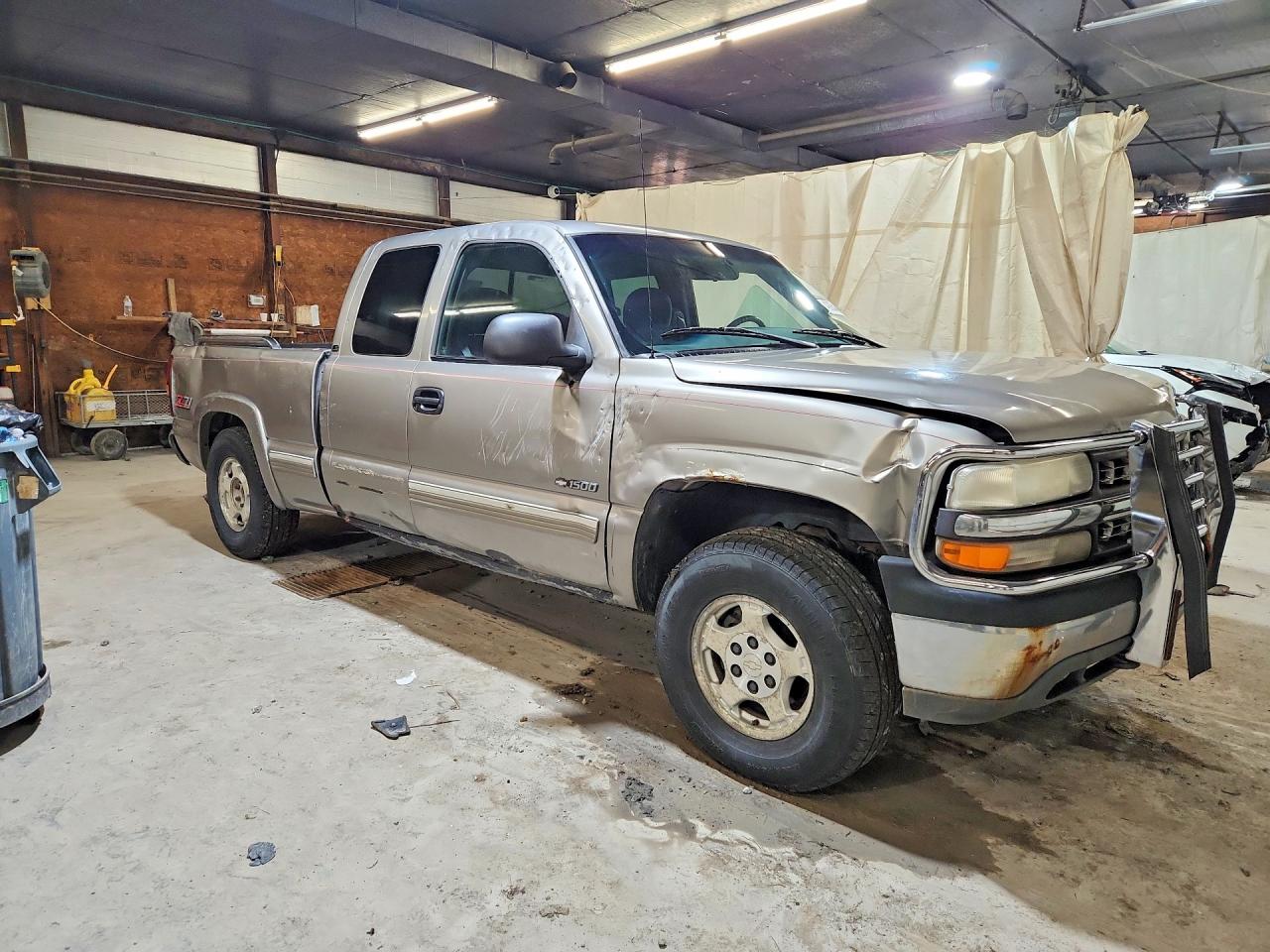 CHEVROLET SILVERADO 2000 — 5
