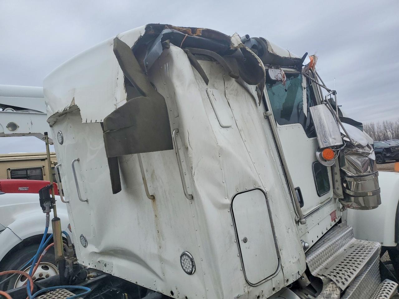 KENWORTH W900 2023 — 10