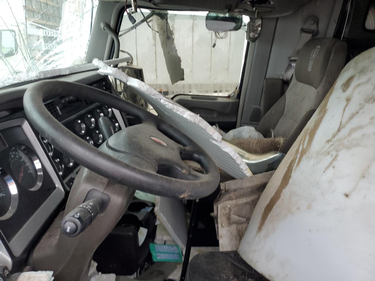 KENWORTH W900 2023 — 6