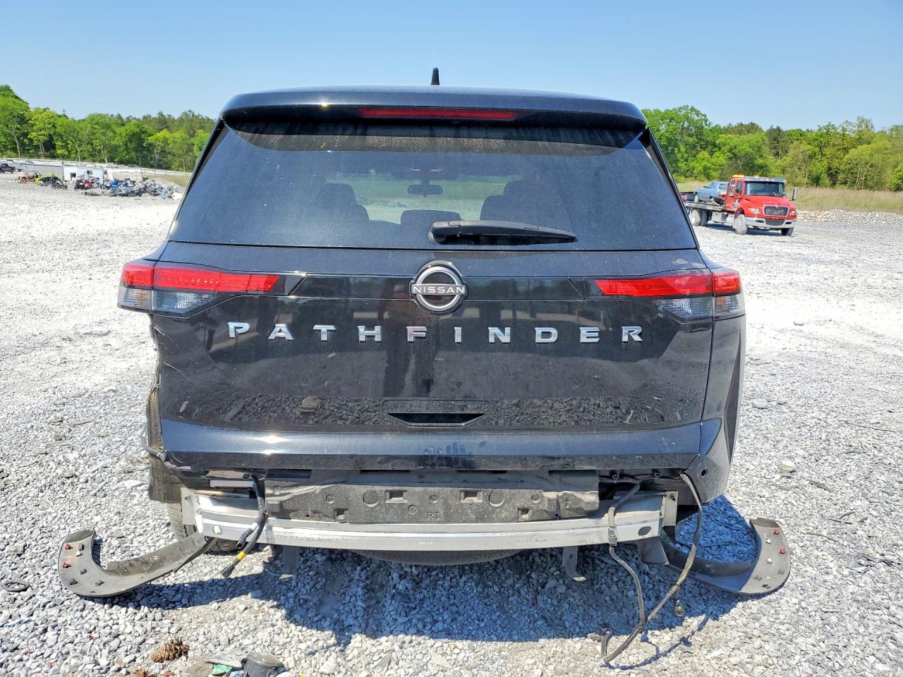 NISSAN PATHFINDER 2022 — 7