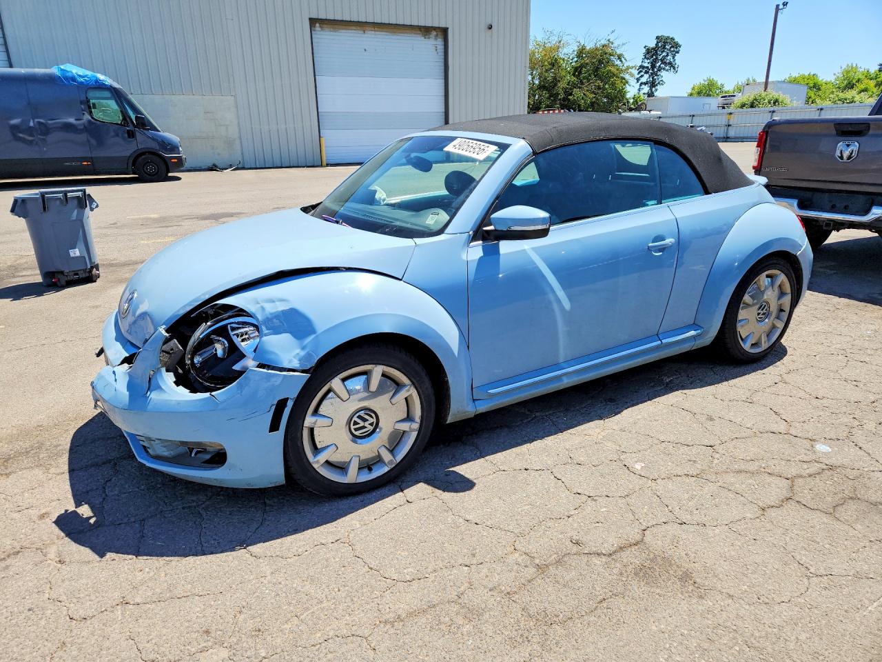 VOLKSWAGEN BEETLE 2013 — 2