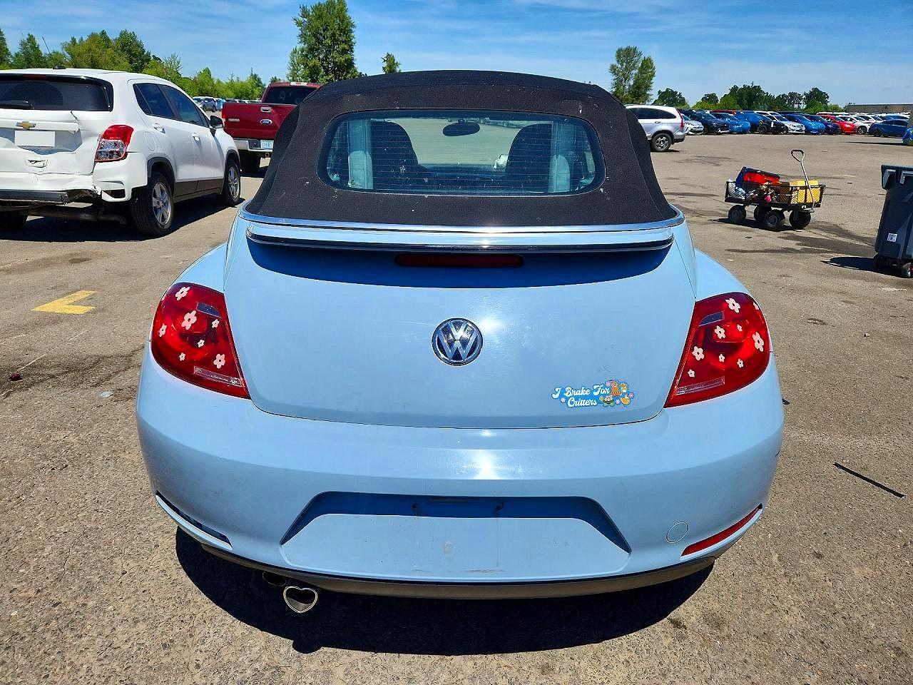VOLKSWAGEN BEETLE 2013 — 7