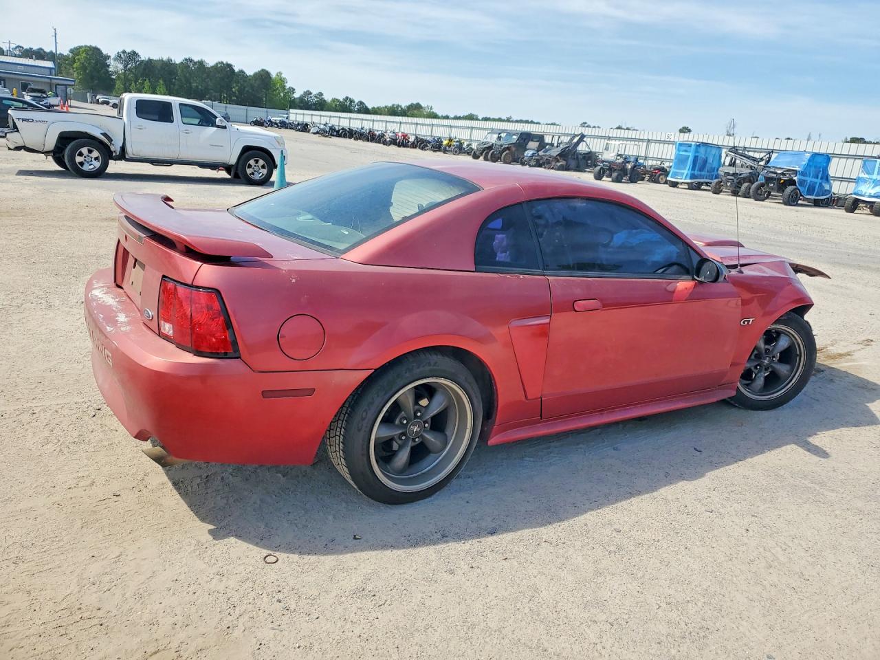 FORD MUSTANG 2002 — 4