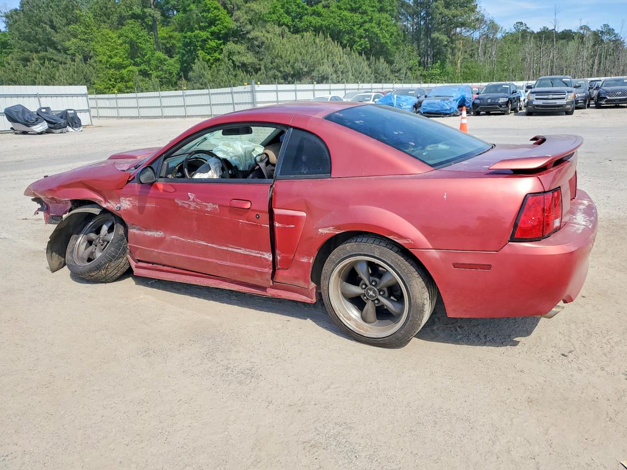 FORD MUSTANG 2002 — 3