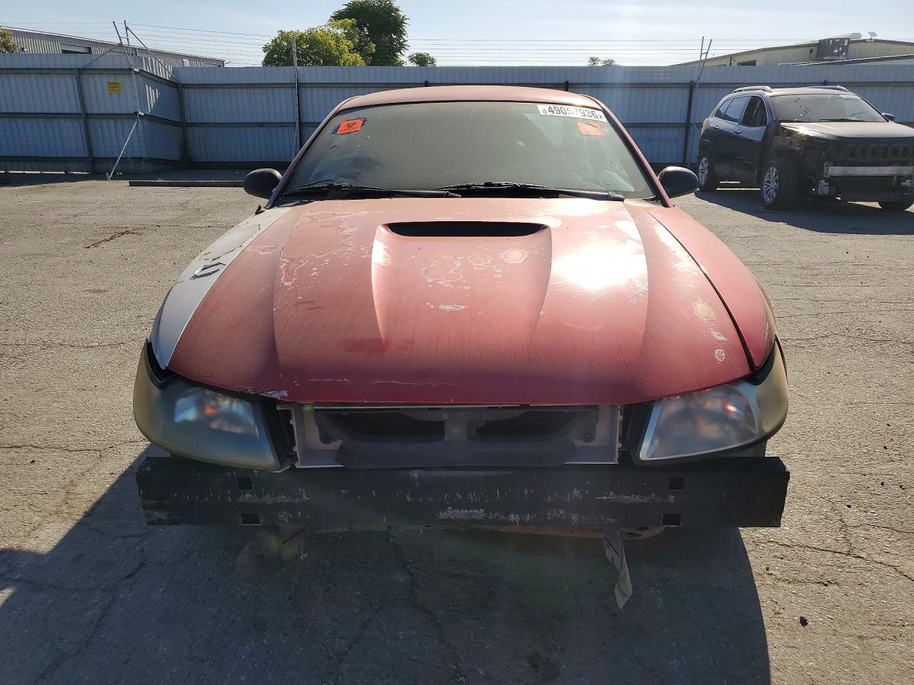 FORD MUSTANG 2000 — 6