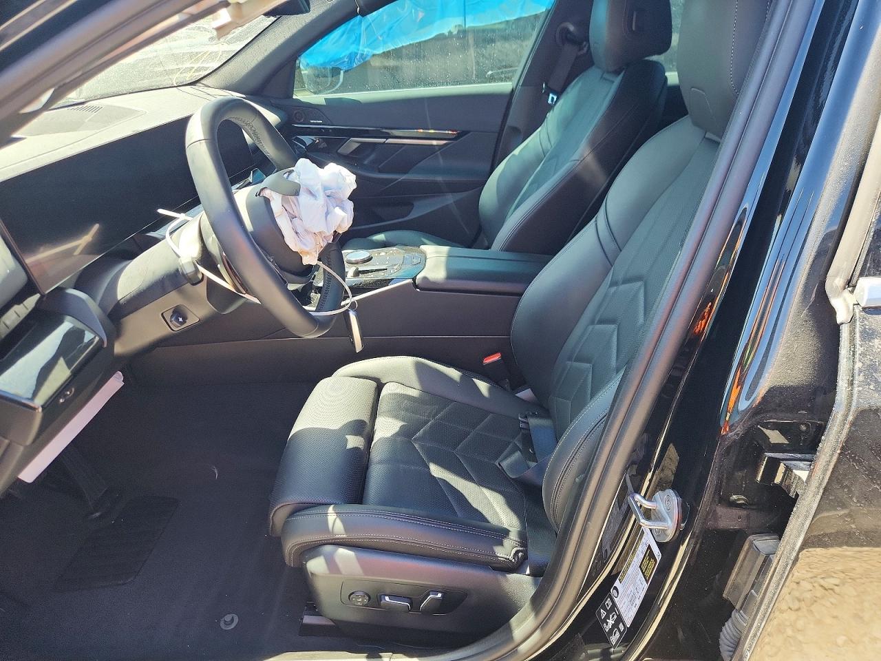 BMW 530 2025 — 8