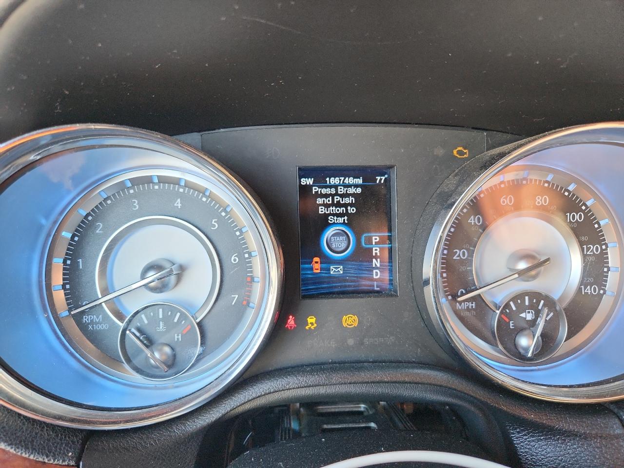 CHRYSLER 300 2012 — 10